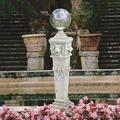 Design Toscano Lion Head Gazing Globe Garden Pillar Statue EU1361